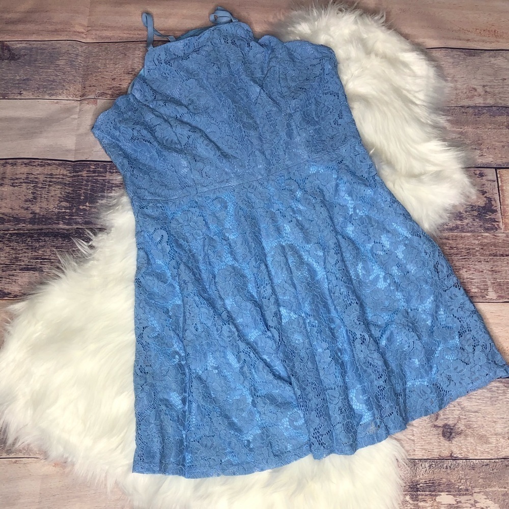 A Summer Wedding Dress: Powder Blue - Large